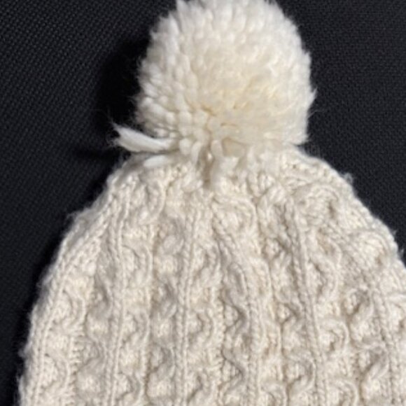 Ivory Columbia Beanie with Pom - Picture 5 of 6